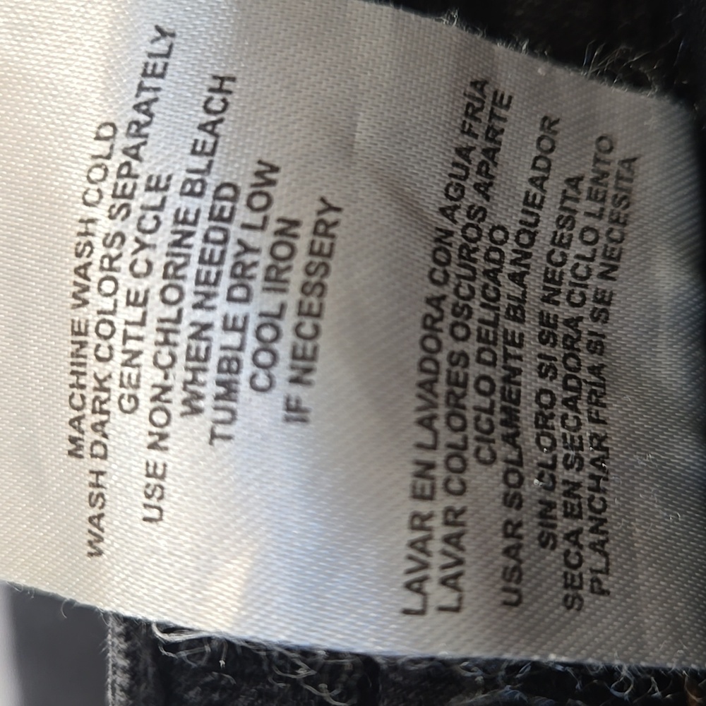 Men's DKNY Jeans - Picture 15 of 15
